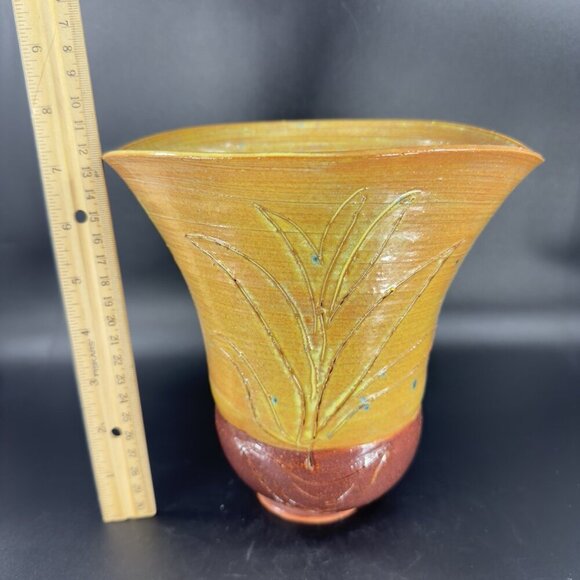 Vintage Oval Hand Made Studio Pottery Vase Etched RedWare Pottery Vessel Vase - Picture 4 of 16